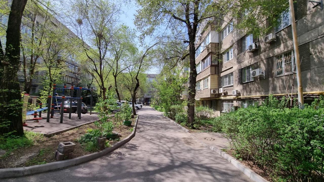 Almaty Apartment 76 Exterior photo